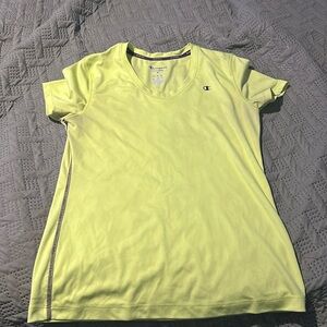 Champion: medium yellow neon shirt